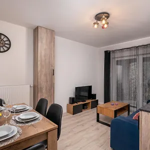 Apartwro 8th - Square, Railway Station Apartament Wrocław